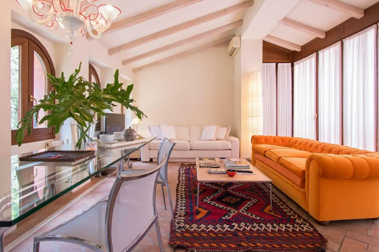 Oriental Apartment Gardens Views 2 Pax Seville 0*,  Spain