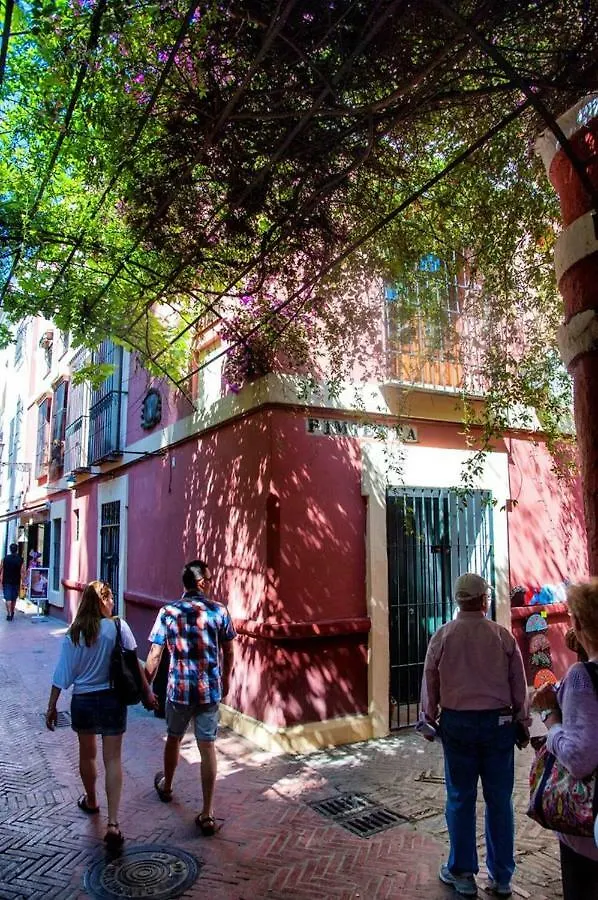 Oriental Apartment Gardens Views 2 Pax Siviglia