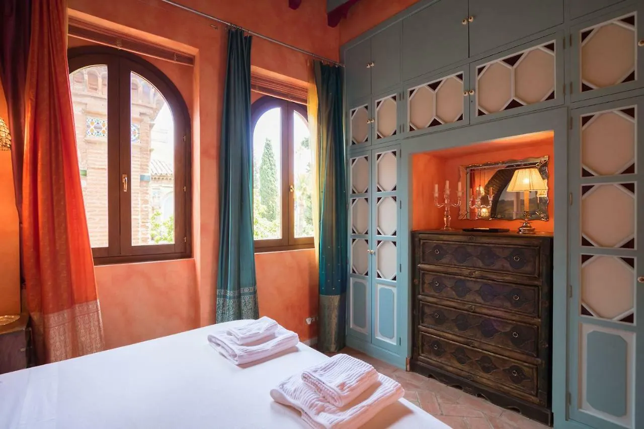 Oriental Apartment Gardens Views 2 Pax Siviglia