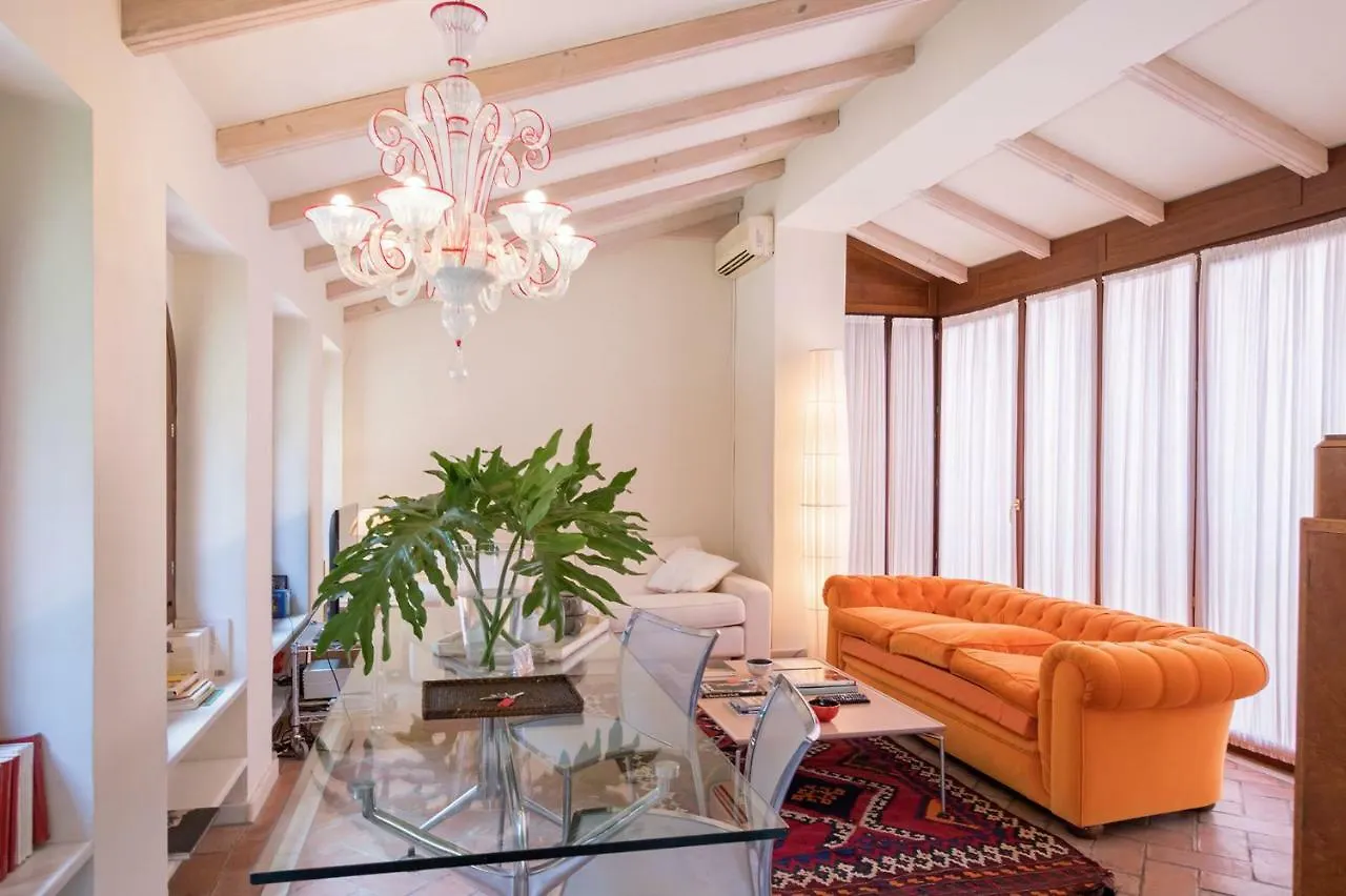 Oriental Apartment Gardens Views 2 Pax Siviglia